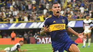 De la mano de Tevez