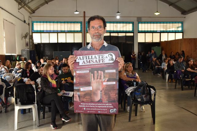 El secretario gremial de Amsafé Rosario reclamó mayor compromiso de la clase política y los dispositivos del Estado para frenar la violencia en los barrios.