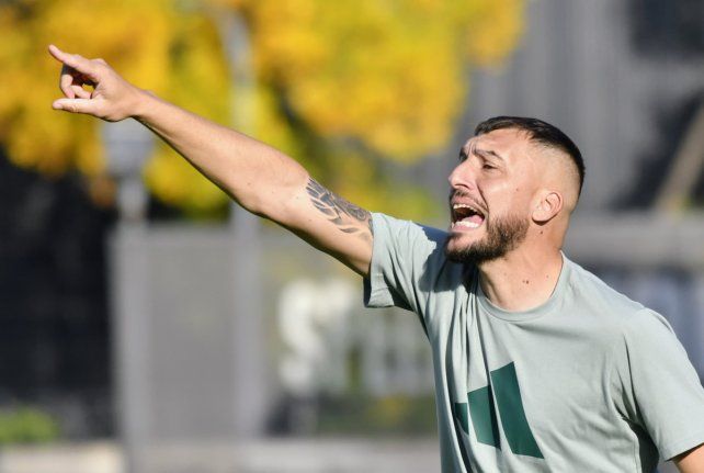 Riestra se quedó sin DT tras la caída ante Unión: se fue Benítez en la antesala de la Sudamericana