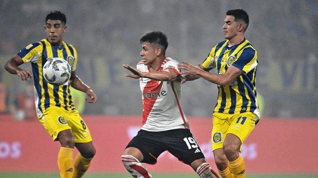 River tendrá todo acordado con Manchester City para la venta del Diablito Echeverri.