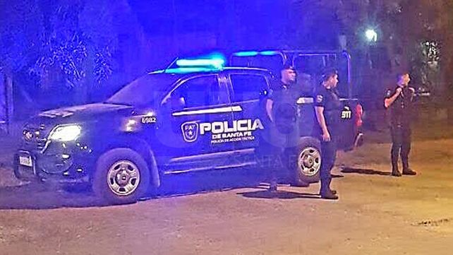Bestial: arrojó a su expareja y al bebé de ella de su auto en movimiento y se fugó