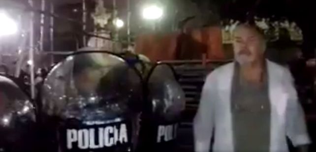 Docentes que querían montar una carpa en Buenos Aires fueron reprimidos por la Policía