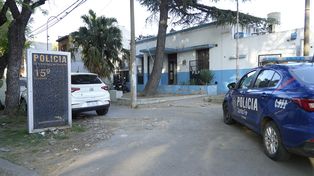 La seccional 15ª de Sarmiento y Ameghino, escenario de un motín este viernes a la madrugada.&nbsp;