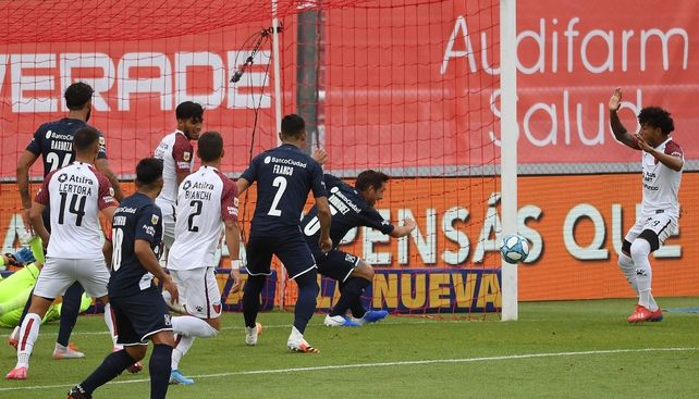Colón empató con Independiente y extendió su invicto en la Copa de la Liga Profesional.