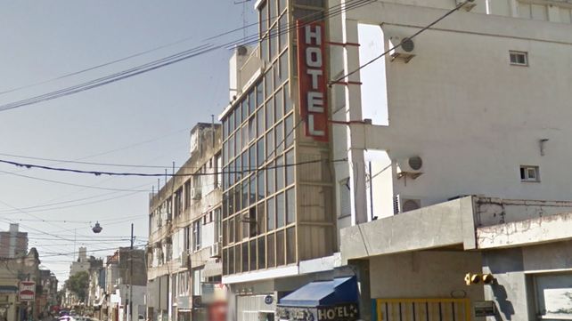 Un muerto tras incendiarse un hotel céntrico de la ciudad