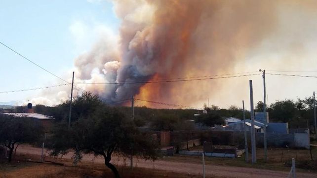 El peor incendio de la década que sufren las sierras de Córdoba