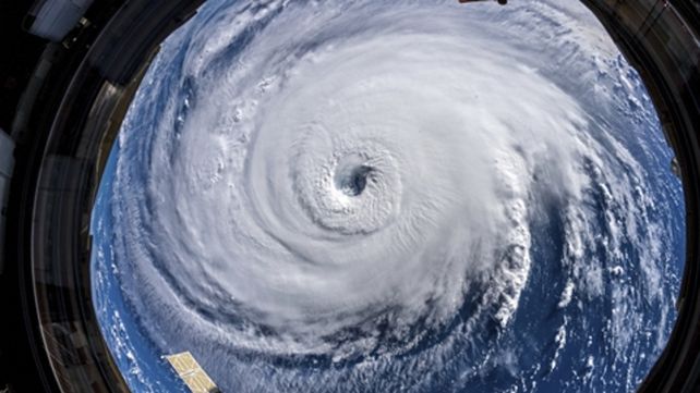 Florence. El huracán fue fotografiado y filmado ayer por la Nasa.