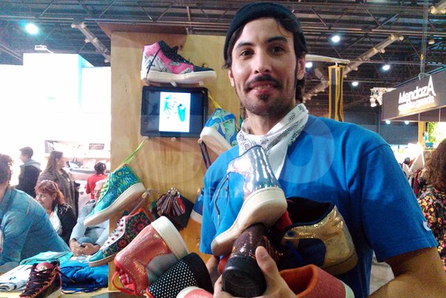 Kosiak. Diseñadores de la ciudad capital en la Feria PuroDiseño 2014.