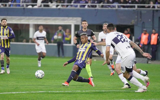 Central, en el debut de Lequi, ganó con gol de OConnor y espera aliviado a  Newells