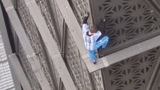 Un youtuber polaco trepó más de veinte pisos de un edificio de Puerto Madero