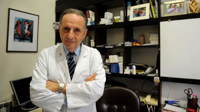 El médico Carlos Yelin