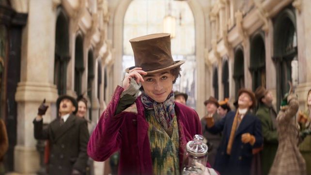 Timothée Chalamet se alejó de los personajes sombríos de los últimos años para este abordaje luminoso del personaje.