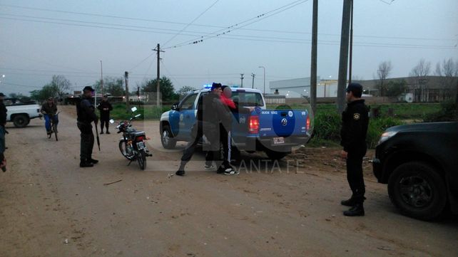 Detuvieron a un adolescente armado en las calles de Villa Hipódromo