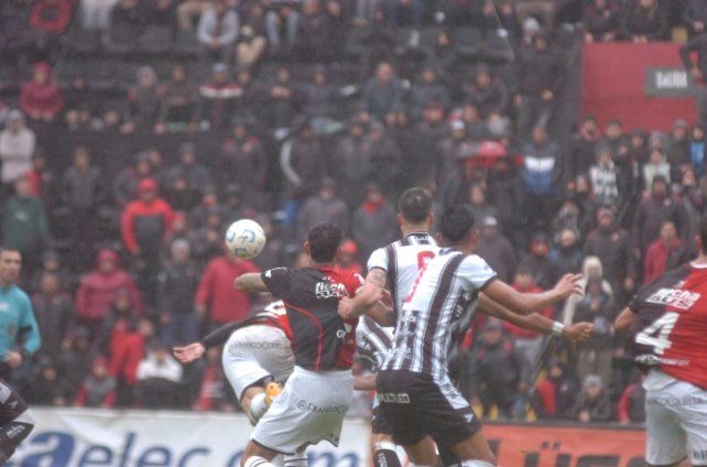 Con el triunfo de San Telmo, así quedó Colón en la Zona B de Primera Nacional Con el triunfo de San Telmo, así quedó Colón en la Zona B de Primera Nacional