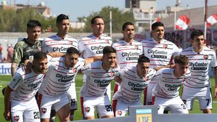 Morales se destacó en el uno por uno de la lepra ante el guapo