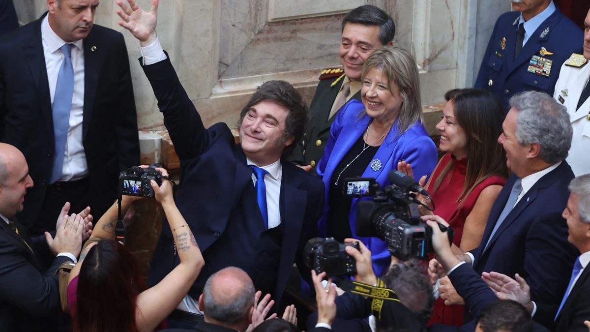 Javier Milei reúne a legisladores libertarios para avanzar con la reforma del Banco Central