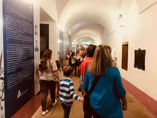 Los visitantes vienen de localidades de la región y de distintas provincias del país.