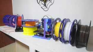 Crearon una miniimpresora 3D para educar, concientizar e incluir