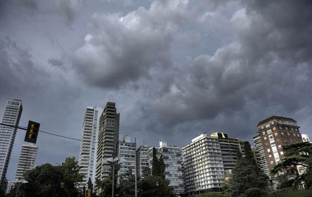 El SMN advirtió sobre la probabilidad de lluvias y tormentas