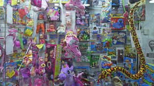Foto de archivo. El Día de las Infancias es la fecha más importante del año para quienes venden juguetes en calle San Luis