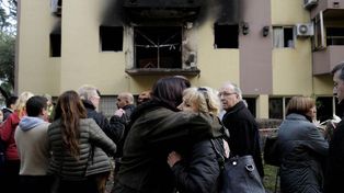 Un incendio por explosión dejó 17 heridos en un complejo porteño