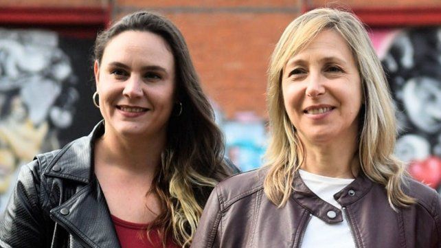 Centenares de feministas