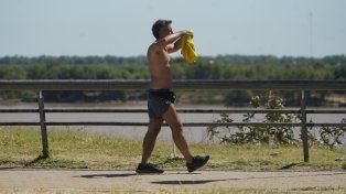 El tiempo en Rosario: alerta amarillo para este viernes por calor extremo