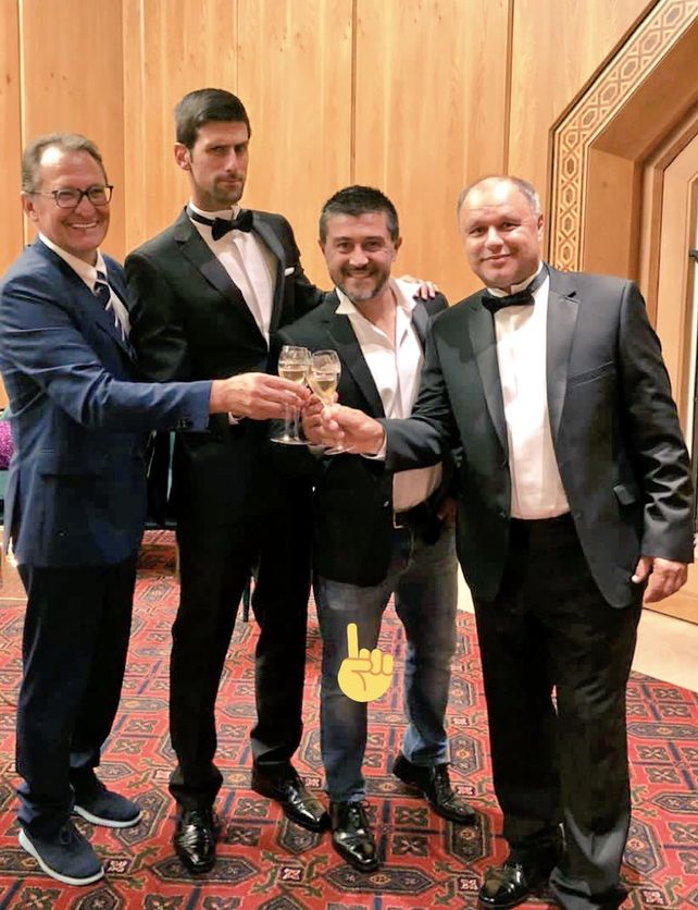 ¿Quién es el santafesino que ayudó a Djokovic en su recuperación?