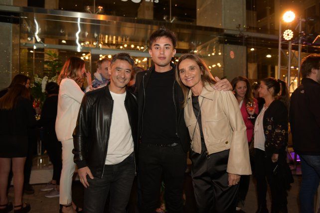 Alejandro Nakashima, Nazareno y Silvia Luzzi.