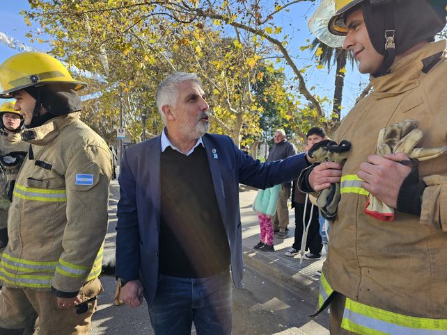 Firme defensa a la industria en el aniversario de la Independencia en Villa Constitución