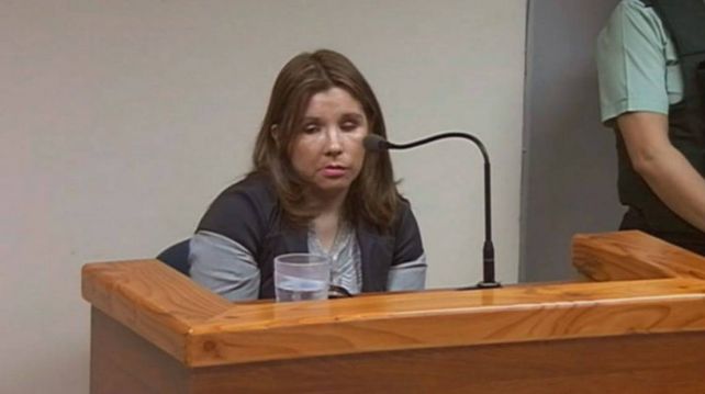 Condenaron a 26 años de cárcel a un hombre que le sacó los ojos a su mujer