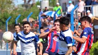 Mucho esfuerzo. Los azulgranas se llevaron un triunfo en el choque de ida.