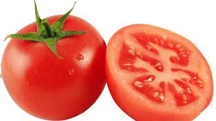 El tomate bajó a $15 el kilo y vuelve a ser parte de la dieta
