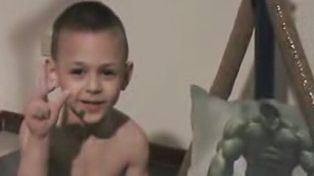 El impresionante video de un ni&ntilde;o que quiere parecerse a Hulk