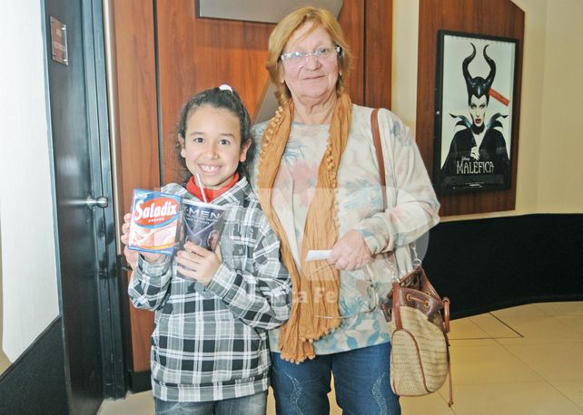 Alma y su abuela Érica.