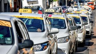 Taxistas de Paraná reclaman igualdad de condiciones con Uber&nbsp;