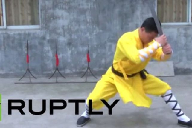 Insólito: ninguna prueba es difícil para este maestro de Kung Fu