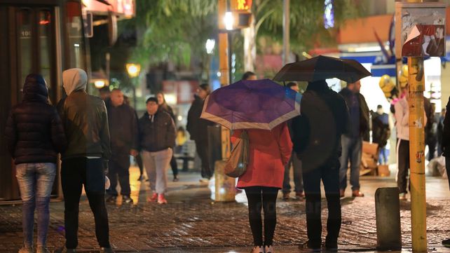 Las lluvias y lloviznas continuarían toda la semana