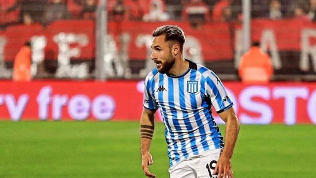 Juan Elordi viene de vestir la camiseta de Racing. Peleará por el puesto junto a Agustín Sández.