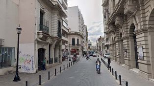 Robo en geriátrico de Laprida al 1200, en la zona centro, muy cerca del Teatro El Círculo.