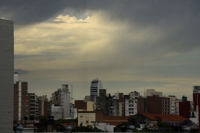 Alerta a corto plazo por tormentas fuertes en el sur provincial