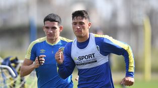 Lautaro Blanco y Alejo Veliz, dos de los juveniles que Central espera vender en breve para oxigenar la tesorería.