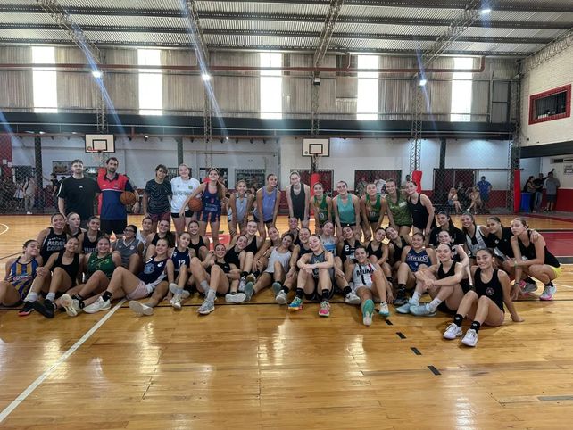 Las integrantes de la selección U17 femenina de Rosario.
