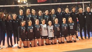 Las Panteras, en el cubierto de Las Panteras, en el cubierto de Newells. Rosario respaldó a la selección de vóley femenina.