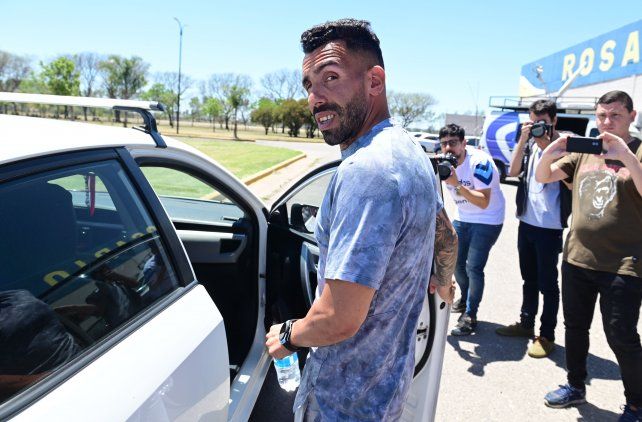 Carlos Tevez se fue después de poco más de cuatro meses de haber asumido como técnico de Central.