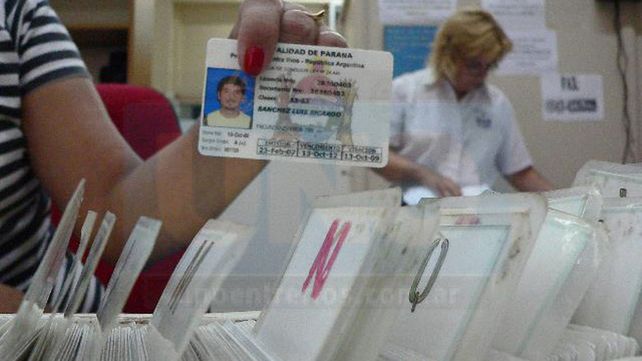 La Justicia determinó que no es necesario presentar el libre deuda para renovar el carnet.&nbsp; 