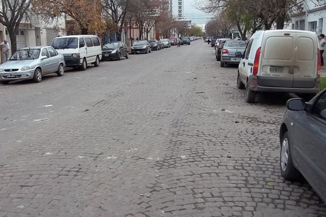 Antes del partido hinchas de Colón y Atlético dañaron más de 20 autos