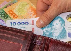 Los salarios acumularon cuatro meses de caída y quedaron por debajo de la inflación: cuál es el ingreso promedio en Santa Fe