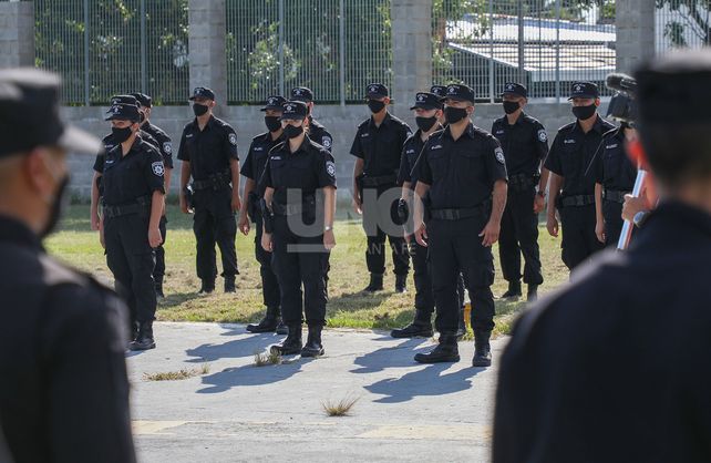 Se incorporaron 100 nuevos agentes de policía a la Unidad Regional I