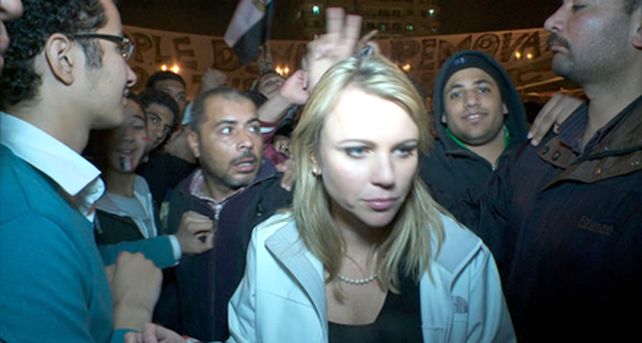 Una periodista fue violada en medio de la celebraci&oacute;n por la ca&iacute;da de Mubarak